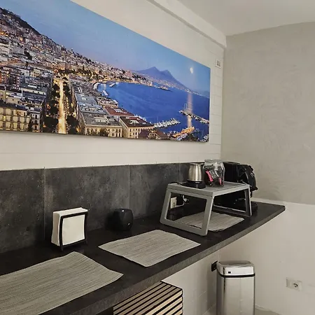 Mergellina Luxury فندق مبيت وإفطار *
